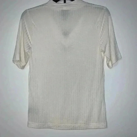 Worthington Ribbed V-Neck Top​​ - Picture 6 of 6